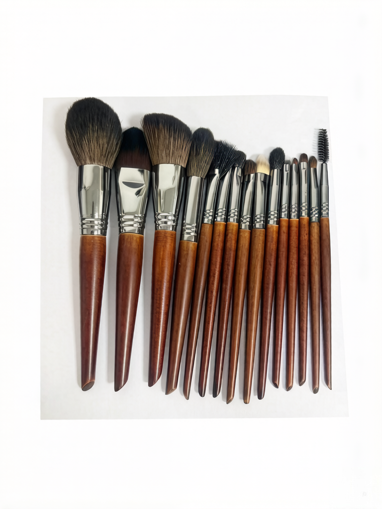 15-piece high-end brown-burnished oak handle makeup brushes