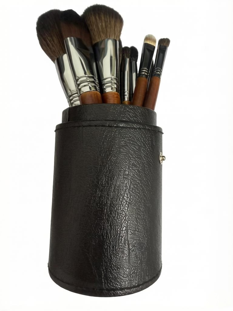 15-piece high-end brown-burnished oak handle makeup brushes