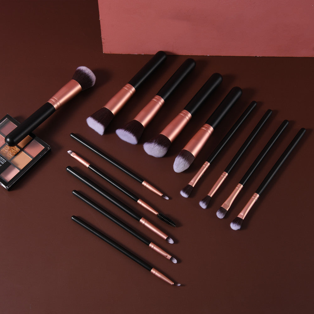 New 14-piece makeup brush set. Makeup brush set includes 5 large and 9 small brushes. Complete set of makeup tools. Available in stock. Manufacturer's wholesale.