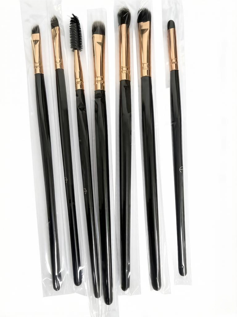 High-end 24-piece black wooden-handle makeup brushes