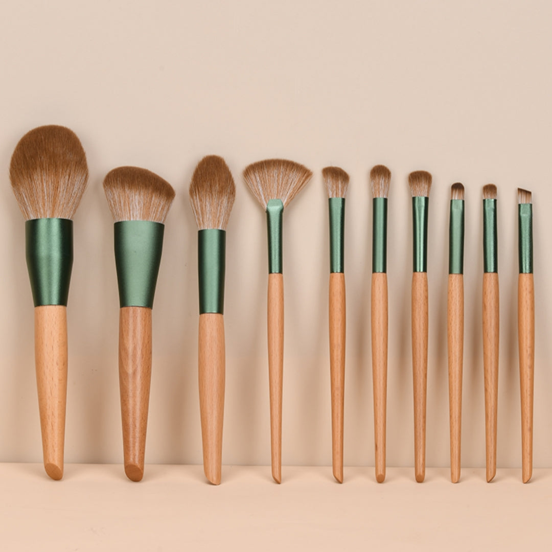 10 blue makeup brushes