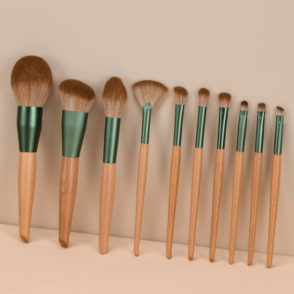 10 blue makeup brushes